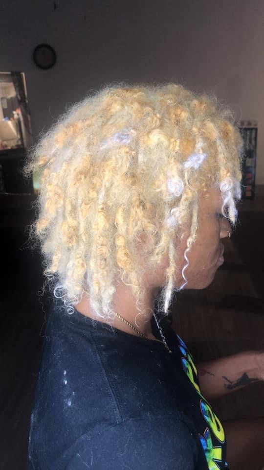 Color locs