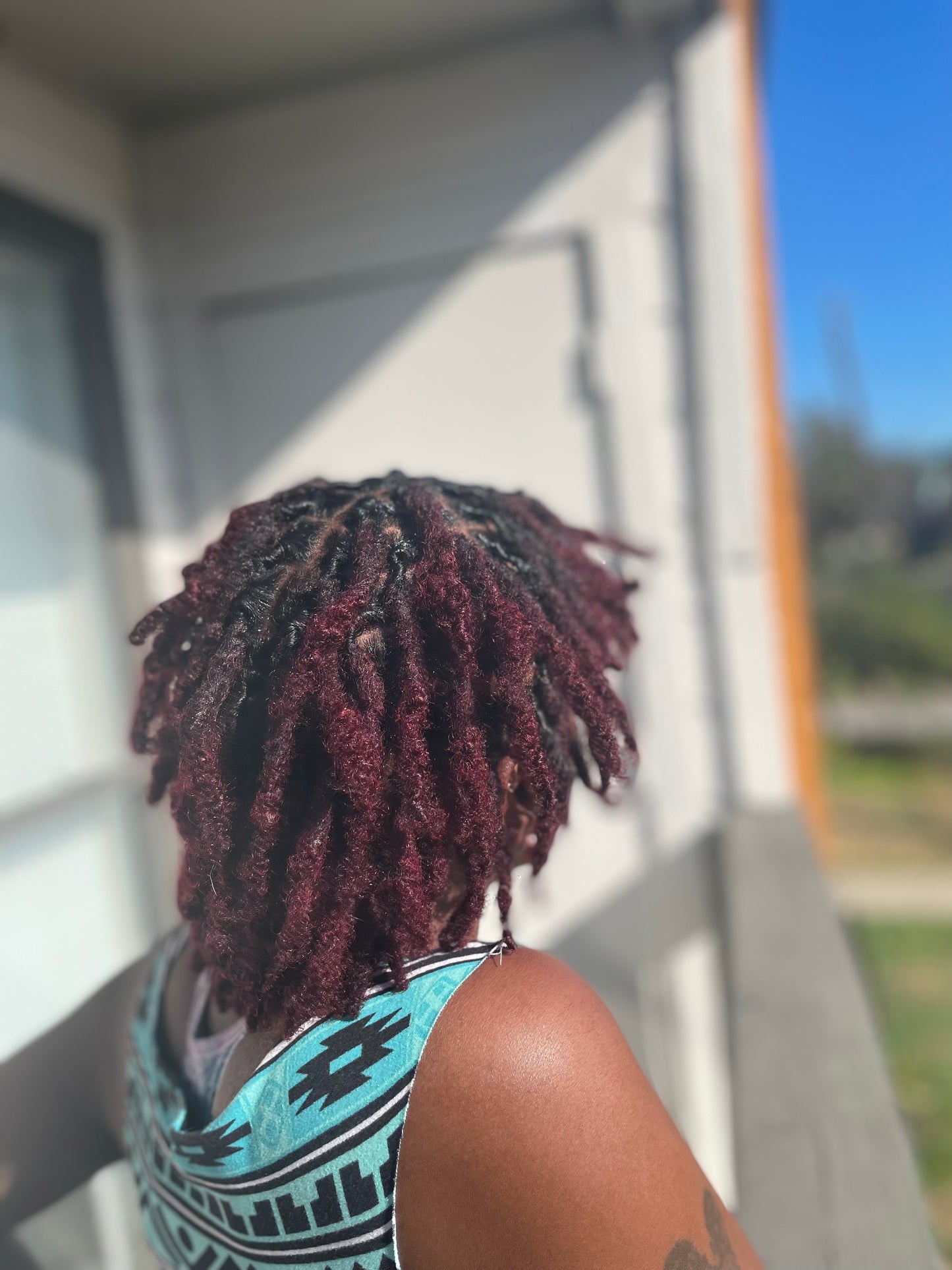 Color locs